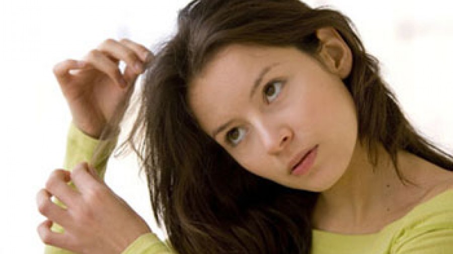 تریکوتیلومانیا: اختلالی که مو به سر شما نمی گذارد!
