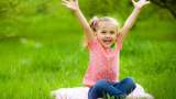 آیا کودکیِ شاد، تضمین‌کننده سلامت روانی بزرگسالی است؟