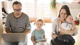 توقف رشد روانی کودک با اعتیاد والدین به گوشی‌های هوشمند
